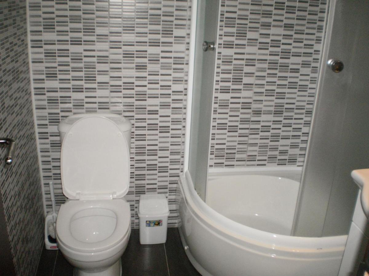 Garni Hotel Kaca Kragujevac Zimmer foto