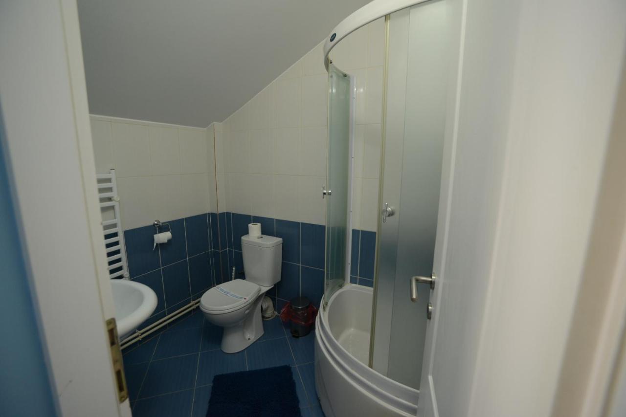 Garni Hotel Kaca Kragujevac Zimmer foto